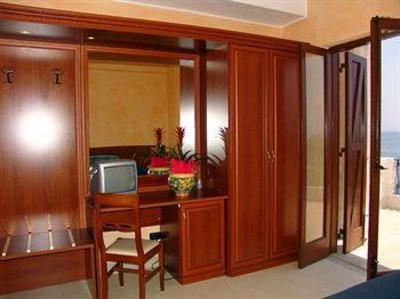 фото отеля Hotel Kalos