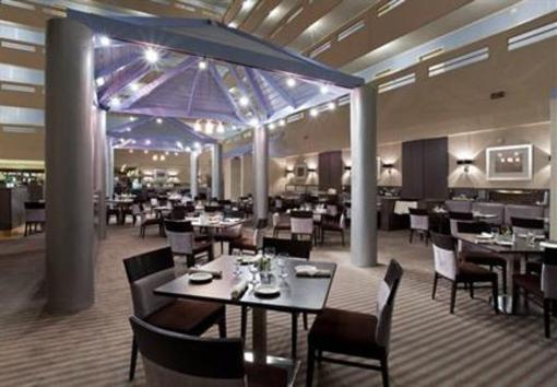 фото отеля Holiday Inn Denver East Stapleton