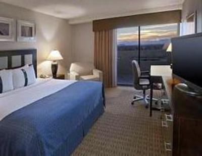 фото отеля Holiday Inn Denver East Stapleton