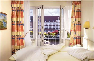 фото отеля Restaurant Hotel Goldener Adler