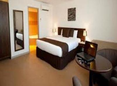фото отеля Mercure Horsham