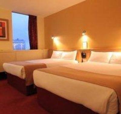 фото отеля Jurys Inn Birmingham