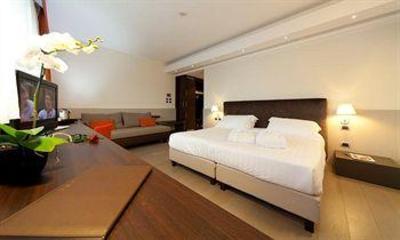 фото отеля UNA Hotel Modena