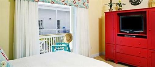 фото отеля Parrot Key Hotel and Resort