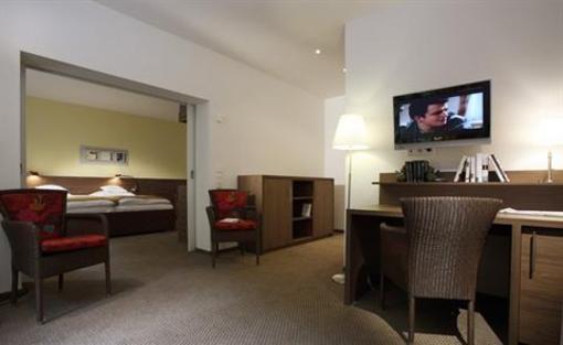 фото отеля Literaturhotel Franzosenhohl