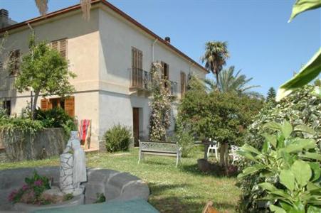 фото отеля Agriturismo Santa Margherita Gioiosa Marea