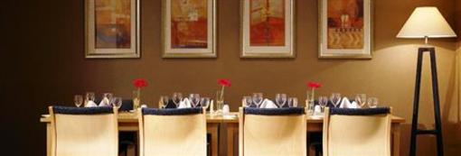 фото отеля Hampshire Court Hotel