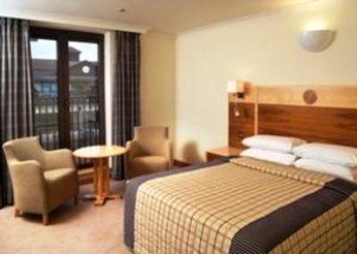 фото отеля Hampshire Court Hotel