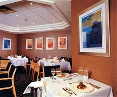 фото отеля Hampshire Court Hotel