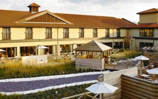 фото отеля Hampshire Court Hotel