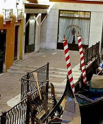 фото отеля San Marco Palace Suites