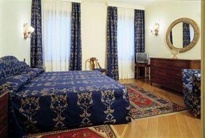 фото отеля San Marco Palace Suites