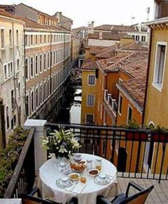 фото отеля San Marco Palace Suites