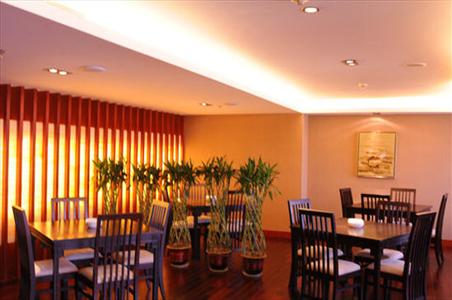фото отеля Rising Dragon International Hotel