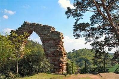 фото отеля Hawkstone Park Hotel