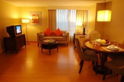 фото отеля Lancaster Hotel Manila