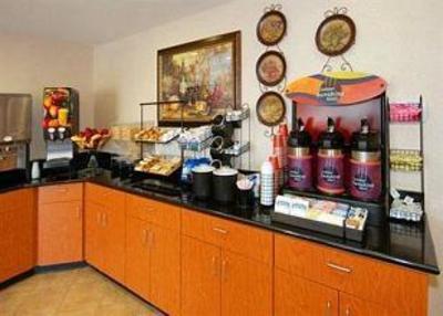фото отеля Comfort Inn & Suites Norman