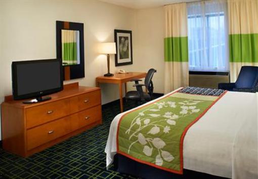 фото отеля Fairfield Inn & Suites Indianapolis East