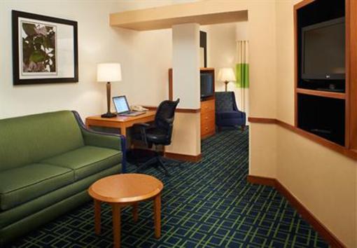 фото отеля Fairfield Inn & Suites Indianapolis East