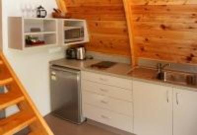 фото отеля Hotwater Beach Top 10 Holiday Park