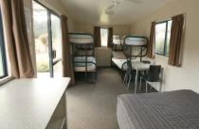 фото отеля Hotwater Beach Top 10 Holiday Park
