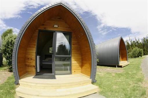 фото отеля Hotwater Beach Top 10 Holiday Park