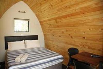 фото отеля Hotwater Beach Top 10 Holiday Park
