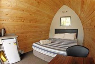 фото отеля Hotwater Beach Top 10 Holiday Park