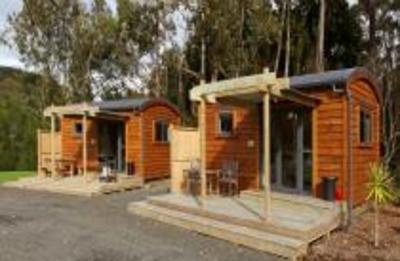 фото отеля Hotwater Beach Top 10 Holiday Park