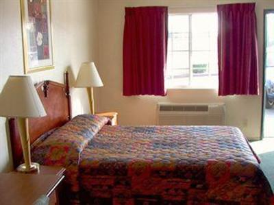 фото отеля West Coast Inn Ontario