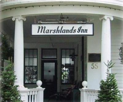 фото отеля Marshlands Inn Sackville