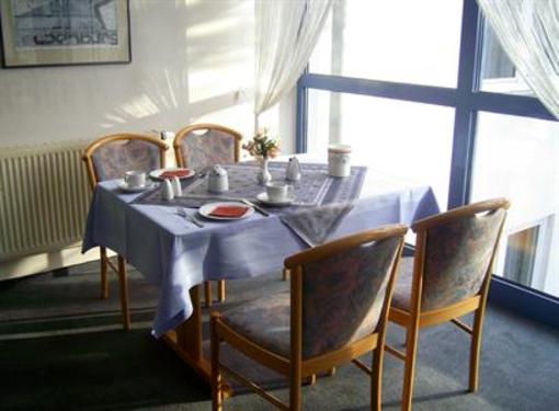 фото отеля Hotel Zum Lindenhof