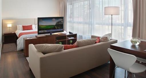 фото отеля Dazzler Flats Quartier San Telmo
