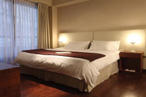 фото отеля Dazzler Flats Quartier San Telmo