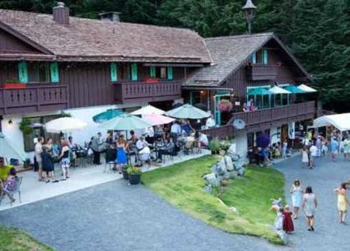 фото отеля Crystal Mountain Hotels