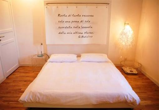 фото отеля La Casa Del Poeta Enna