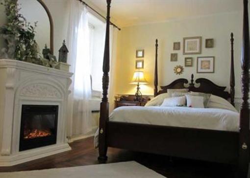 фото отеля 1777 Americana Inn Bed & Breakfast