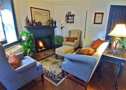 фото отеля 1777 Americana Inn Bed & Breakfast