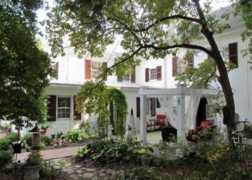 фото отеля 1777 Americana Inn Bed & Breakfast