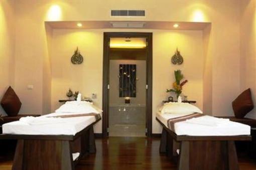 фото отеля Duangjitt Resort Phuket