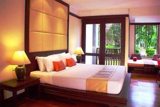 фото отеля Duangjitt Resort Phuket