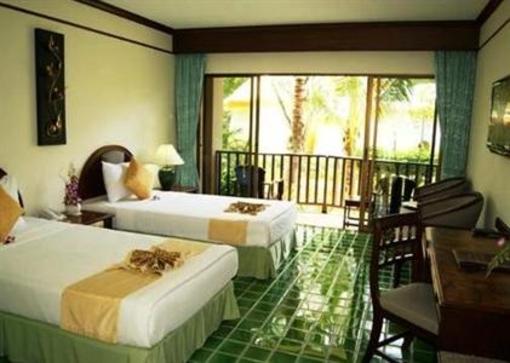 фото отеля Duangjitt Resort Phuket