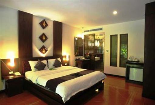 фото отеля Duangjitt Resort Phuket