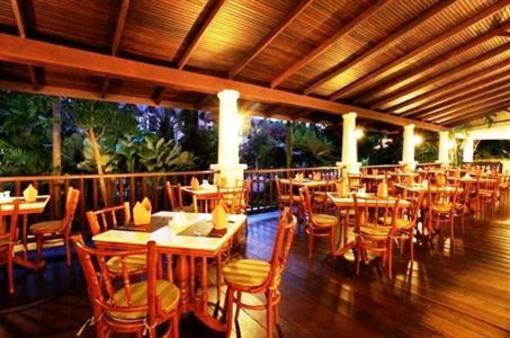 фото отеля Duangjitt Resort Phuket