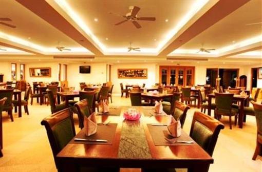 фото отеля Duangjitt Resort Phuket