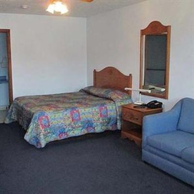 фото отеля Huggy Bear Motel Warren