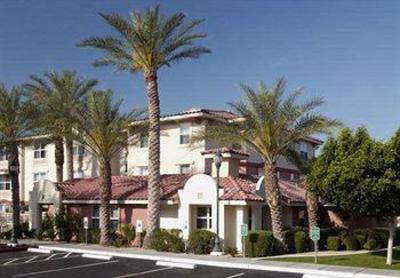 фото отеля TownePlace Suites Scottsdale