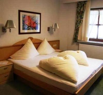фото отеля Hotel Sonnenheim St. Anton am Arlberg