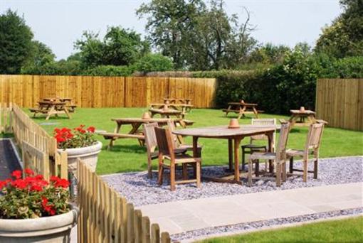 фото отеля The Sun Inn Ellesmere