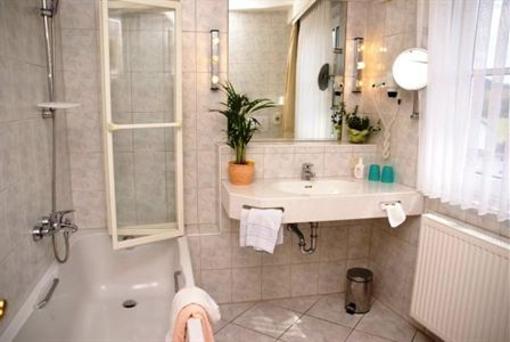 фото отеля Hotel Zum Schiffchen